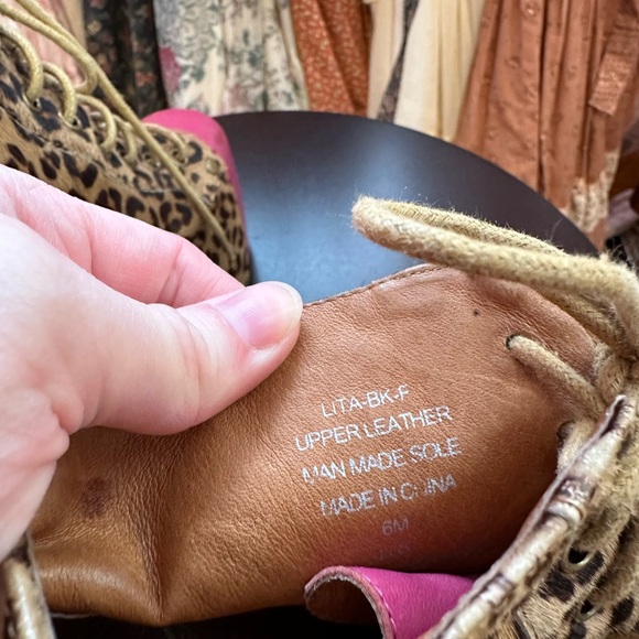 Jeffrey Campbell litas, mohair cheetah print and hot pink - Picture 7 of 7